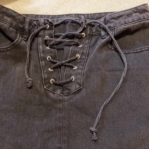 Kendall & Kylie black skirt - Picture 3 of 7